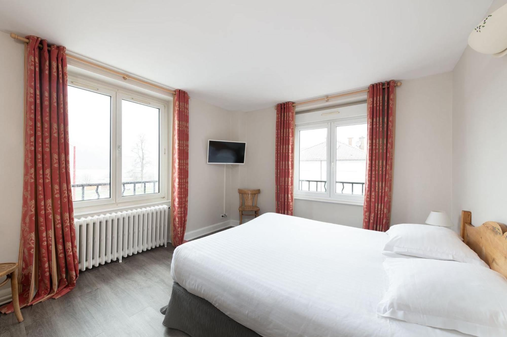 ג'רארדמר Hotel De La Paix מראה חיצוני תמונה