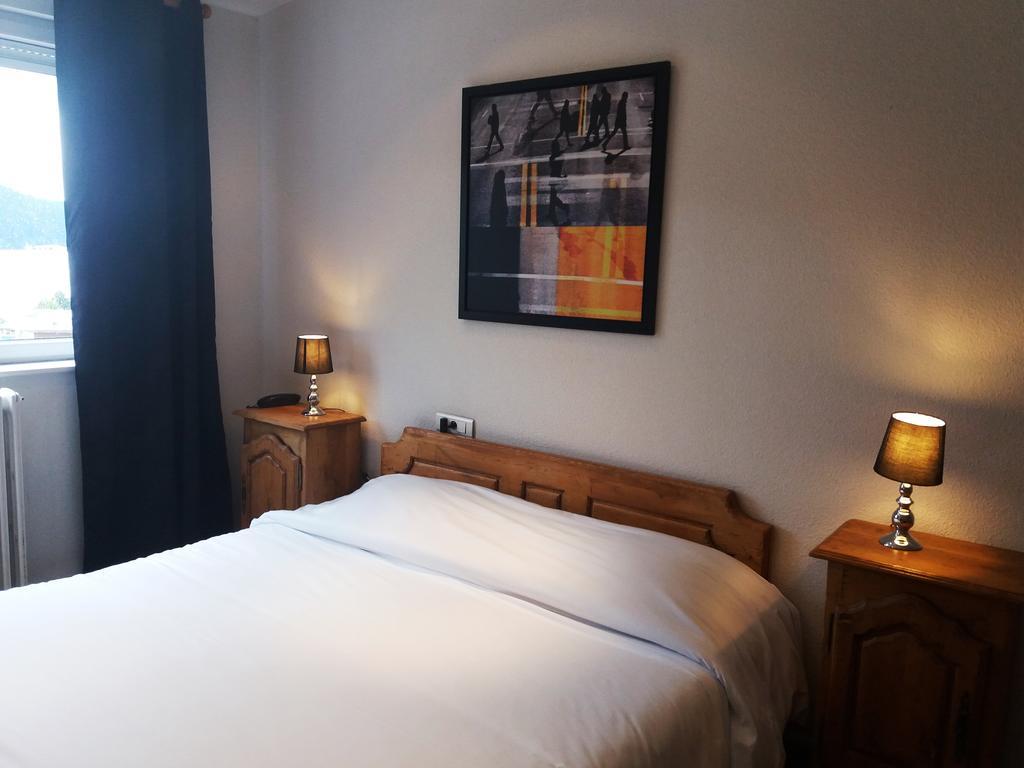 ג'רארדמר Hotel De La Paix מראה חיצוני תמונה