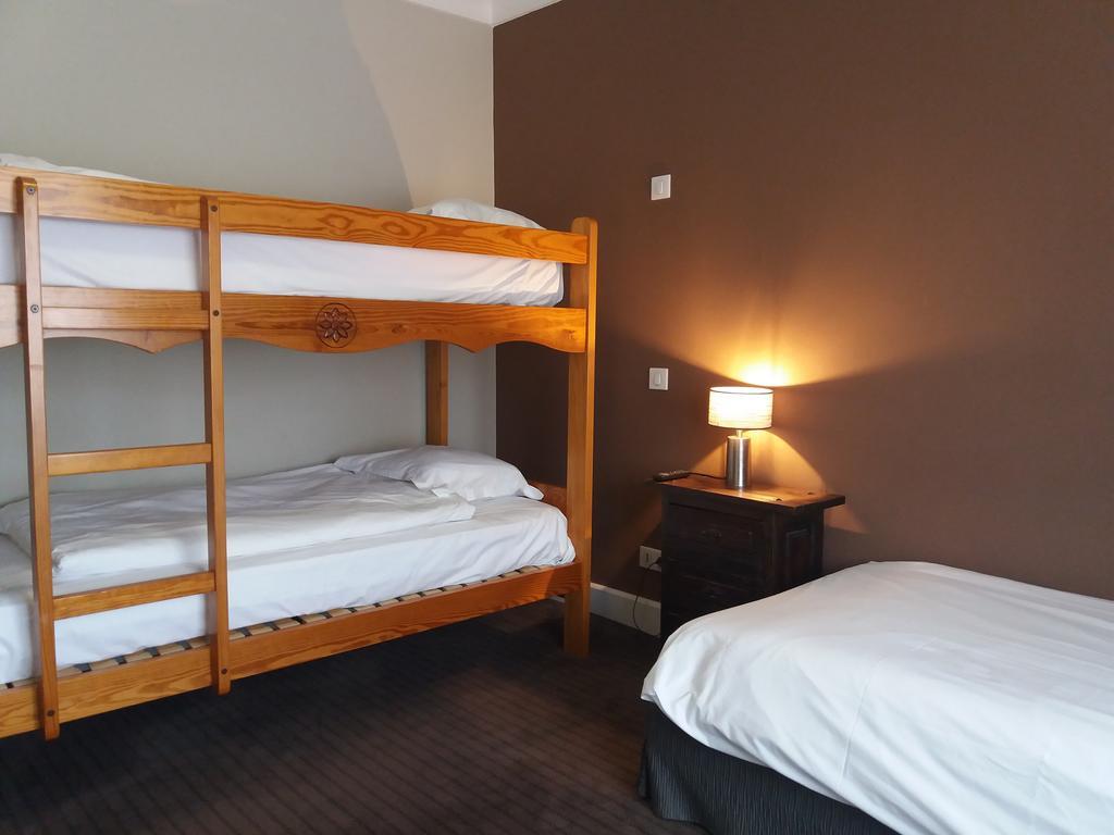 ג'רארדמר Hotel De La Paix מראה חיצוני תמונה